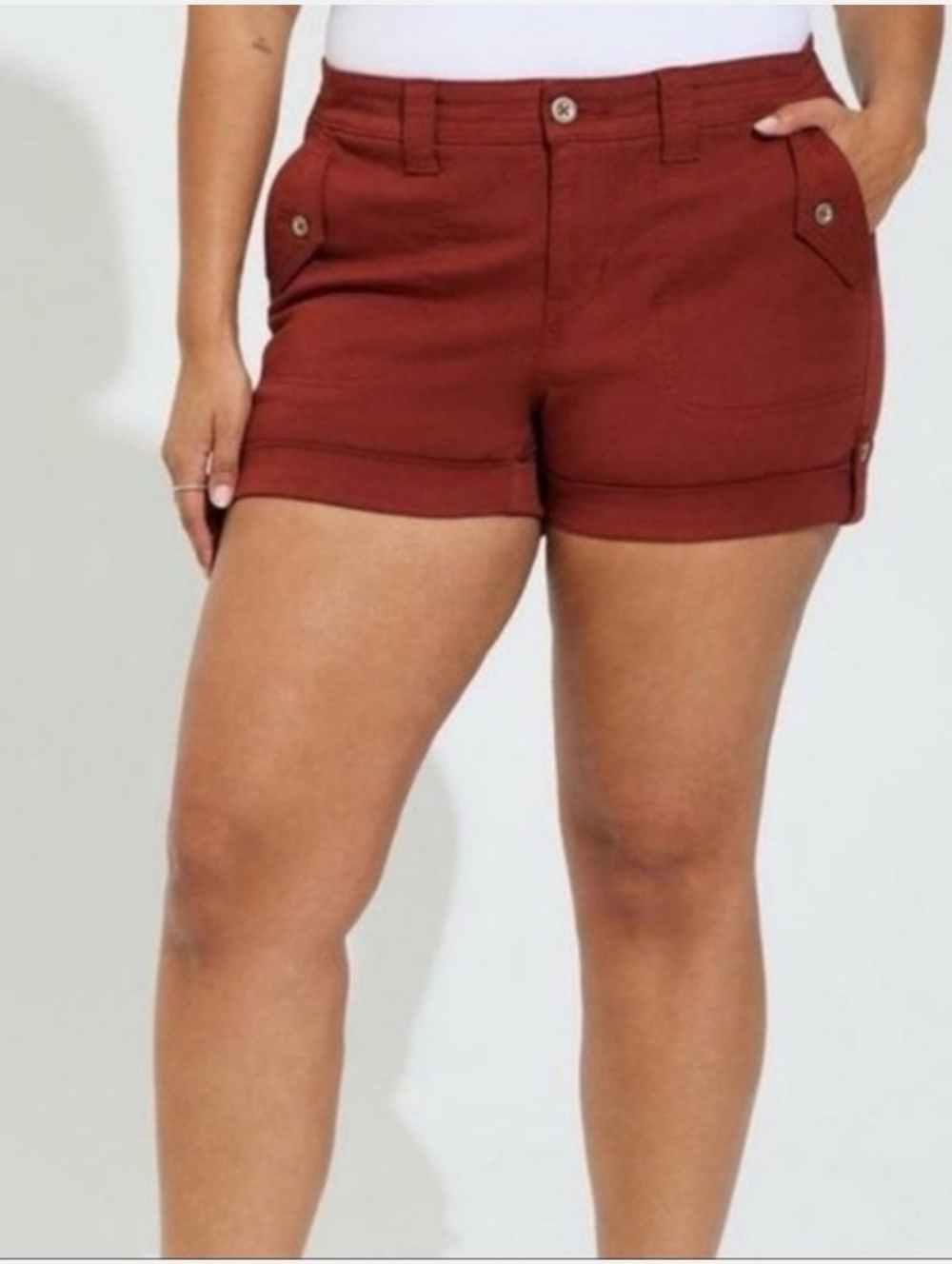 Torrid Women’s Cargo Rust / Red Shorts 26 NWT